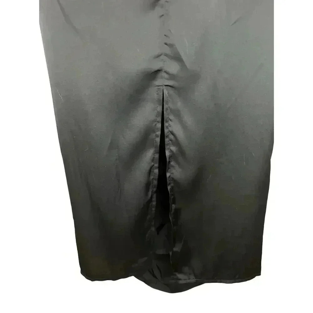 PrettyLittleThing Plus Black Satiny Ruched Corset Midi Dress - Picture 4 of 7